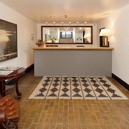 Independence Square 213, Spacious Hotel Room With 2 Queen Beds, Wet Bar, And Sitting Area 阿斯彭 外观 照片